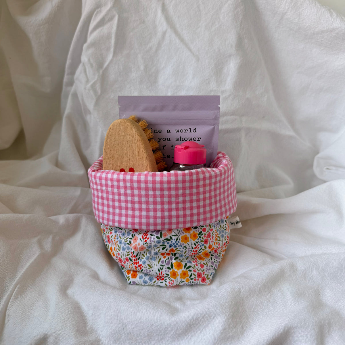 Daisy Lane Vanity Bucket