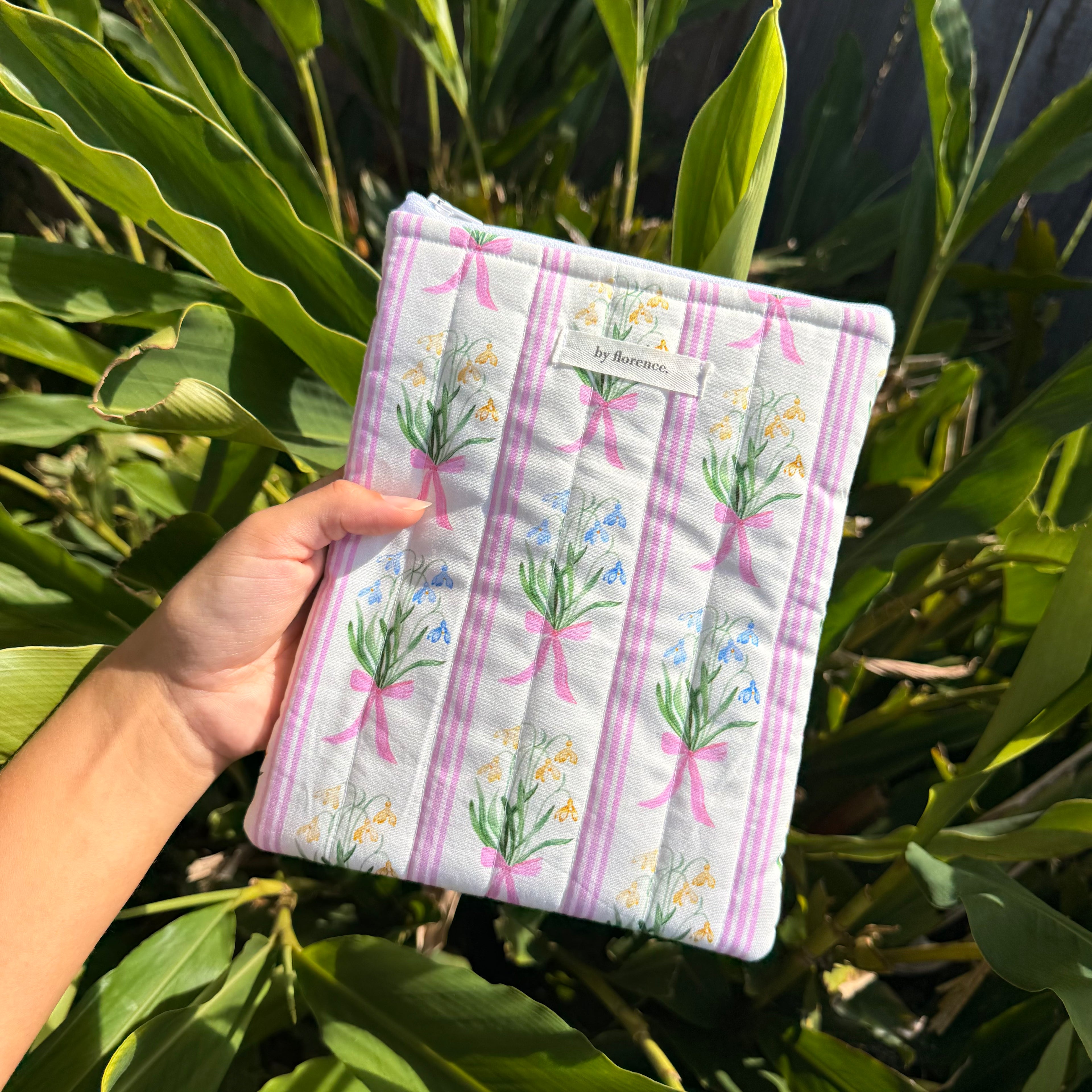 Bunny Lane Blooms E-reader Sleeve