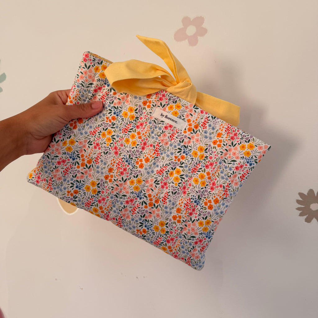Daisy Lane Book Sleeve